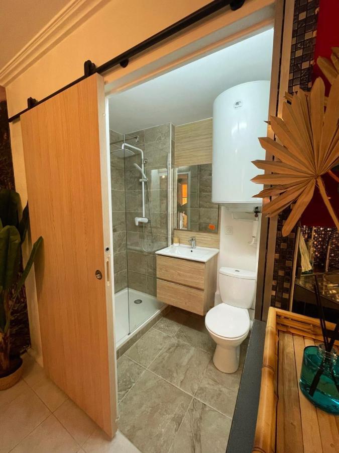 Le studio TAHITI 4 pers 600m de la plage la favière Bormes-les-Mimosas Extérieur photo